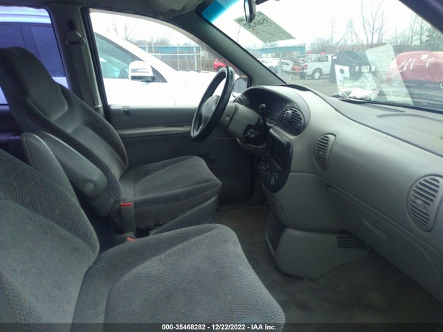 1996 DODGE CARAVAN VIN: 2B4FP2538TR766621
