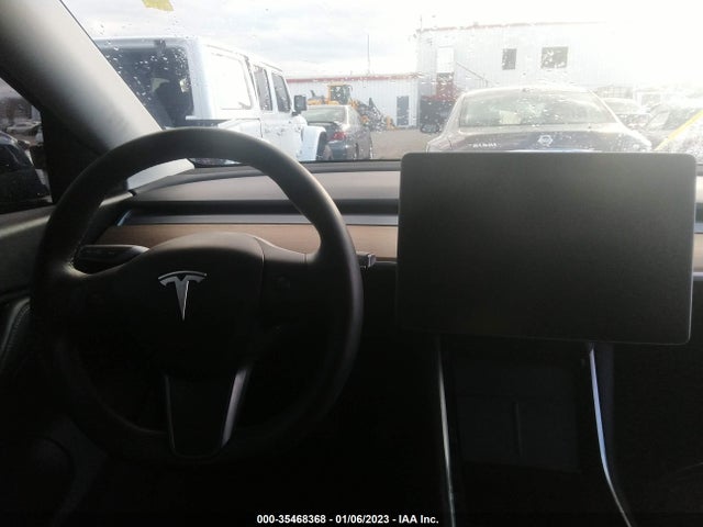 Tesla Model Y Long Range 2020 5YJYGDEE8LF038236 Image 7
