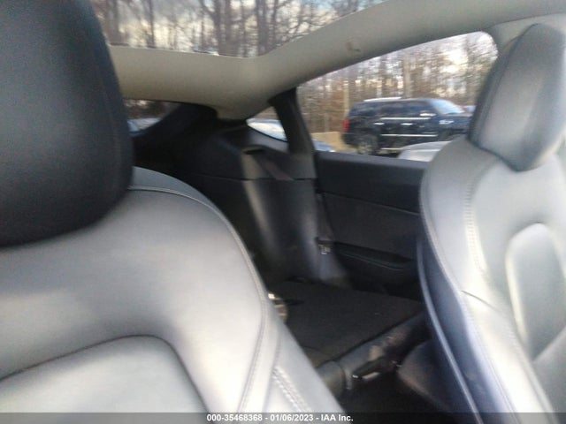 Tesla Model Y Long Range 2020 5YJYGDEE8LF038236 Image 8