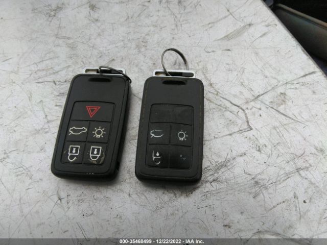 YV4BZ982591056688 Volvo XC70