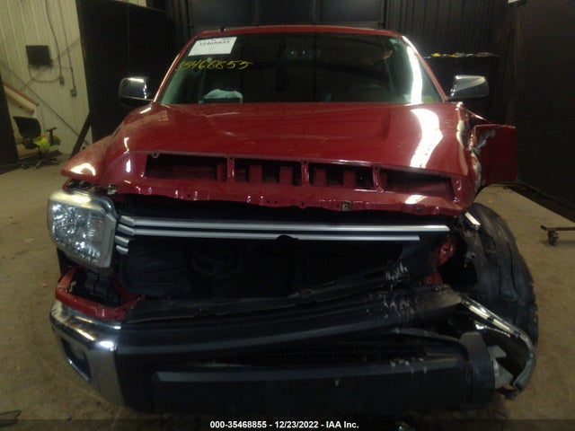 2017 Toyota Tundra, VIN: 5TFHY5F15HX631077