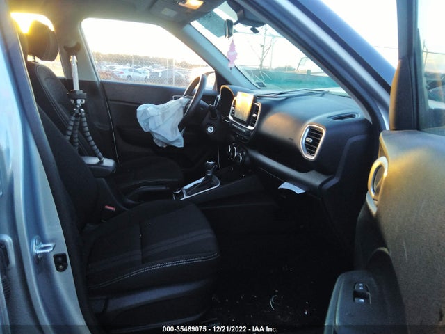 2021 Hyundai Venue, VIN: KMHRC8A31MU100883