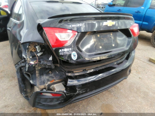 2016 Chevrolet Cruze, VIN: 1G1BE5SM9G7261788
