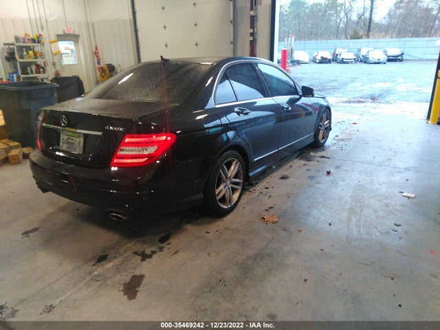 2013 MERCEDES-BENZ C-CLASS C 300 VIN: WDDGF8AB2DR286713
