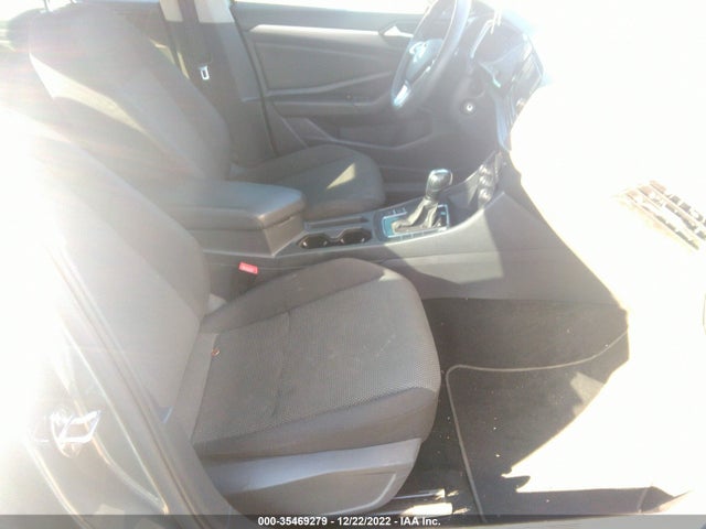 3VWC57BU2KM174768 Volkswagen Jetta S/se/r-line