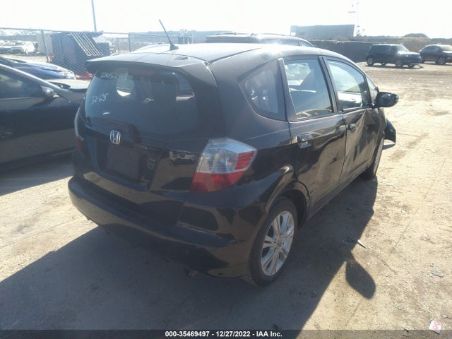 2011 HONDA FIT SPORT VIN: JHMGE8H57BC026173