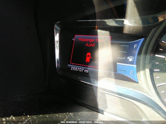 Lincoln MKX 2011 2LMDJ6JK9BBJ31236 Image 8