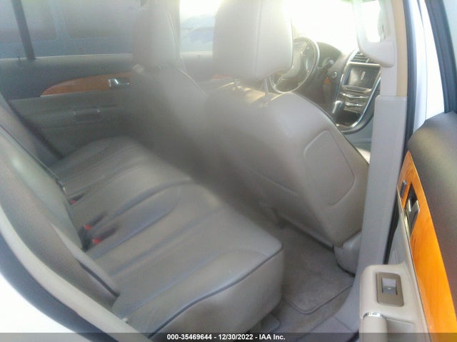 Lincoln MKX 2011 2LMDJ6JK9BBJ31236 Image 9