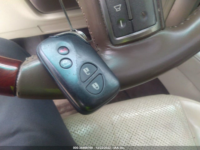 Lexus GX 460 2013 JTJBM7FX0D5059274 Image 3