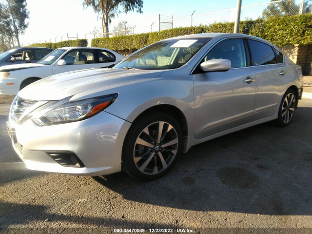Nissan Altima 2.5 Sr 2017 1N4AL3AP6HN316273 Image 2