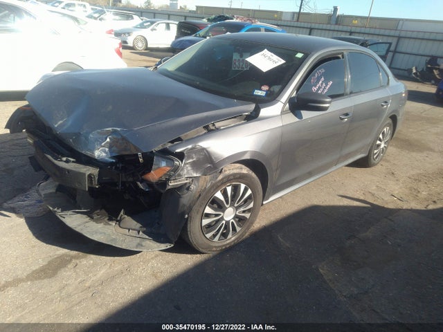 Volkswagen PASSAT S 2013 1VWAP7A31DC072974 Image 2