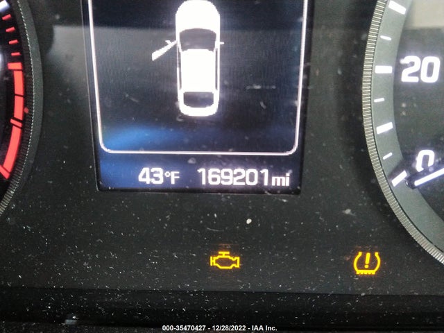 2015 HYUNDAI SONATA 2.4L SE VIN: 5NPE24AF0FH026295