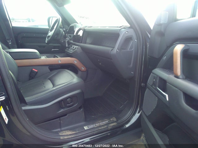 2022 Land Rover Defender, VIN: SALEX7RU4N2073666