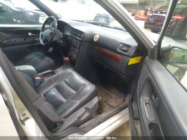2000 VOLVO S70 VIN: YV1LS61J8Y2671623