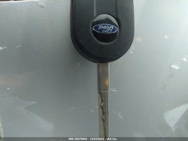 2016 Ford Escape, VIN: 1FMCU0GX3GUB73255