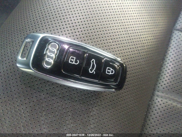 2019 Audi A8, VIN: WAU8DAF88KN002253