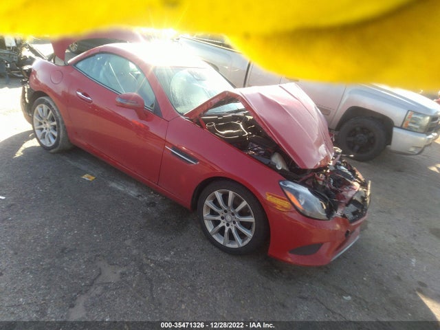 2017 Mercedes-Benz SLK-Class, VIN: WDDPK3JAXHF130268