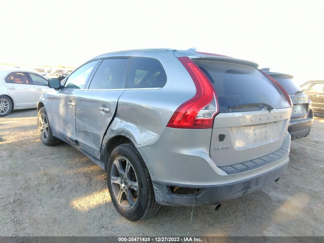 2011 VOLVO XC60 3.0T VIN: YV4902DZ4B2192331