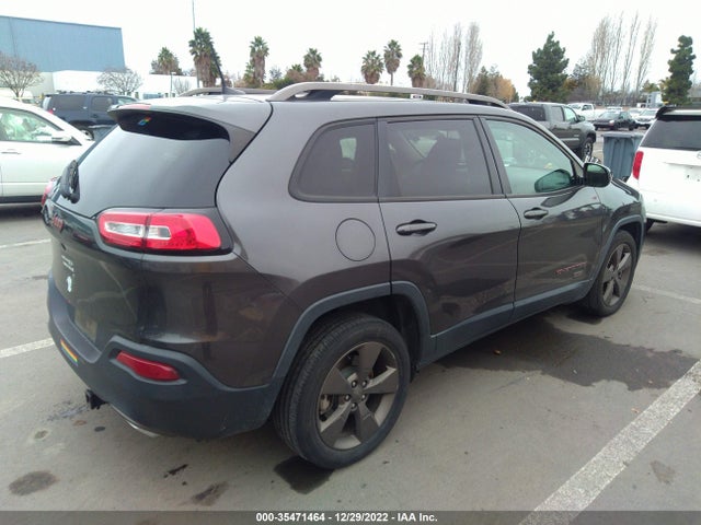 2016 Jeep Cherokee, VIN: 1C4PJLCS3GW281132