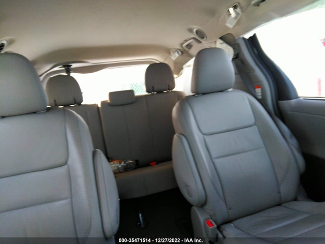 2017 Toyota Sienna, VIN: 5TDDZ3DC4HS158525