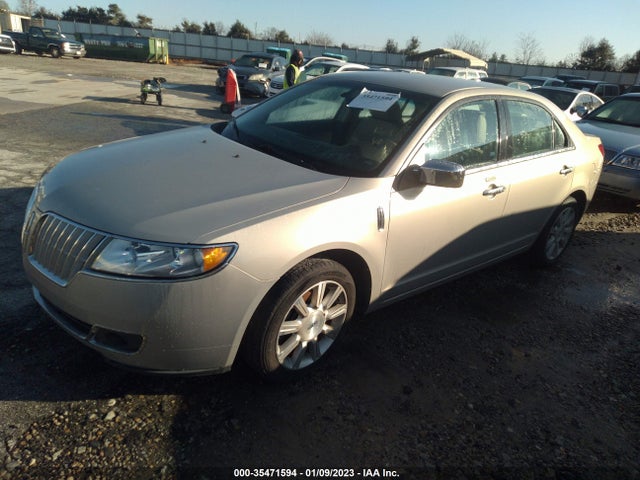Lincoln MKZ 2010 3LNHL2GC0AR753689 Image 2
