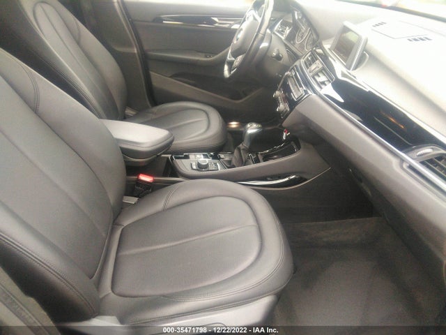 2016 BMW X1, VIN: WBXHT3Z35G4A49115