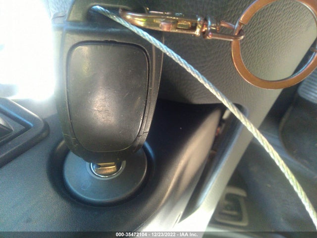 Volvo S60 2.5T 2008 YV1RS592782671663 Image 3