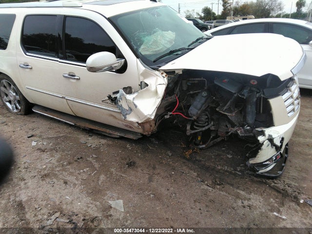 Cadillac ESCALADE ESV 2009 1GYFC16259R275270 Image 8