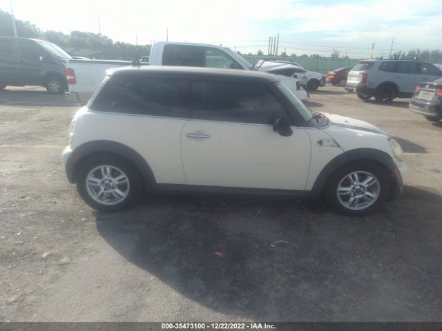 WMWSU3C58BT094553 Mini COOPER HARDTOP
