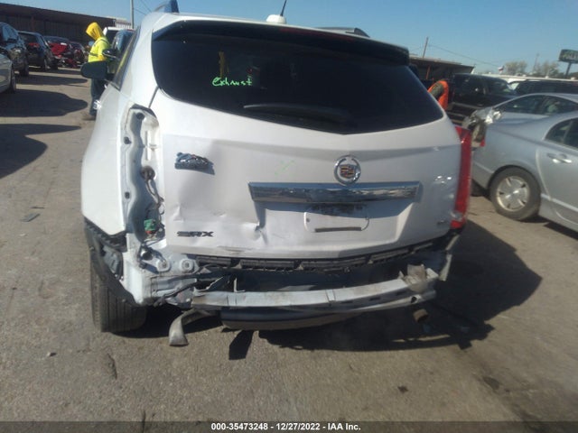 2015 Cadillac SRX, VIN: 3GYFNBE38FS620200