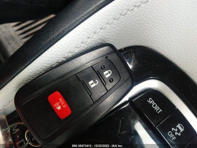 Toyota Corolla Hatchback Se/xse 2019 JTNK4RBE5K3011471 Image 3