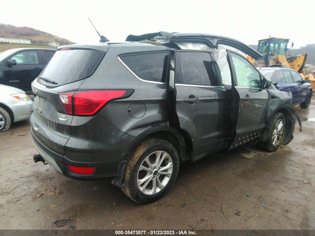 Ford ESCAPE SE 2019 1FMCU9GD2KUA31885 Image 4