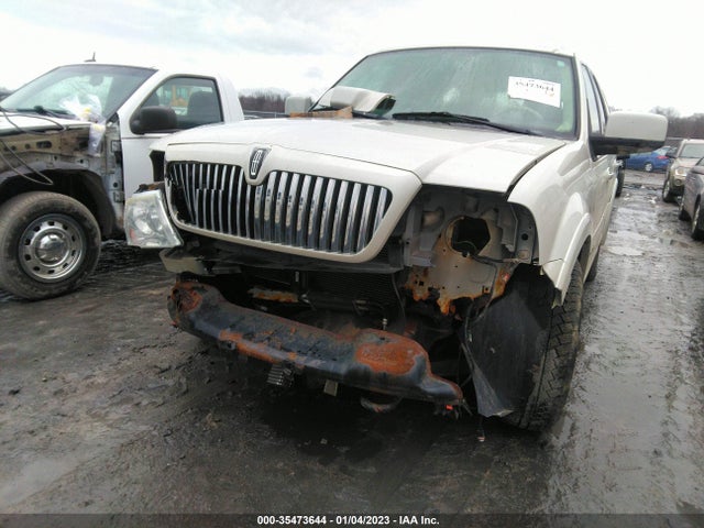 2004 LINCOLN NAVIGATOR LUXURY/ULTIMATE VIN: 5LMFU28R74LJ41805