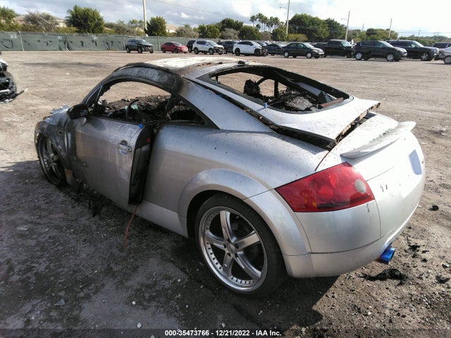 TRUWX28NX11039410 Audi TT