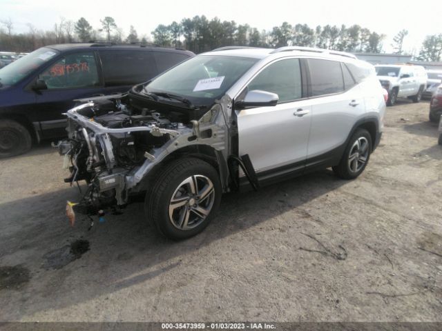 3GKALVEV2JL335864 GMC Terrain Slt