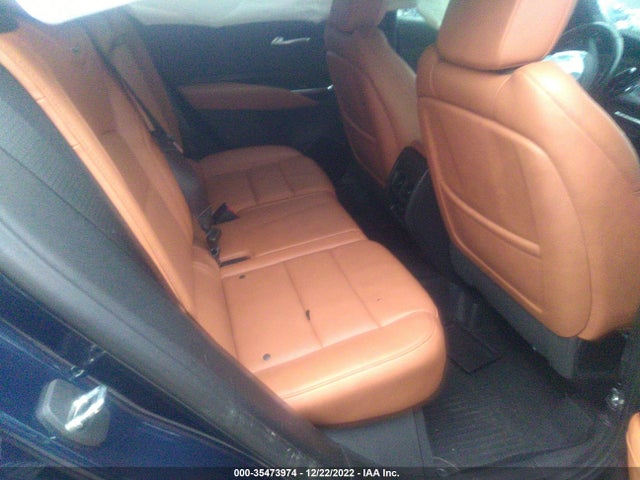 2019 Cadillac XT4, VIN: 1GYFZDR44KF139409