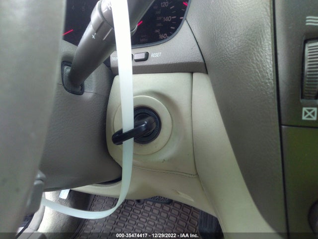 Lexus LS 430 2002 JTHBN30F920085714 Image 3