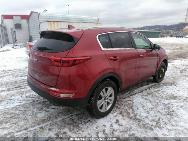 KNDPMCAC8J7358467 KIA Sportage Lx
