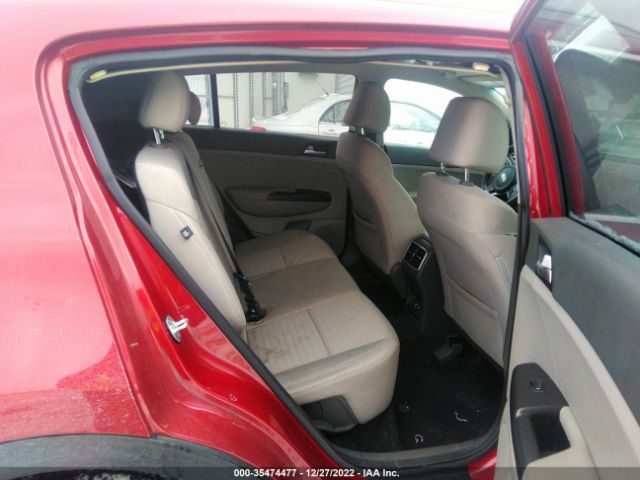 KNDPMCAC8J7358467 KIA Sportage Lx