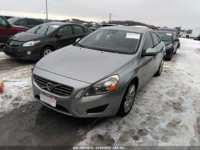 YV1902FH8B2011040 Volvo S60