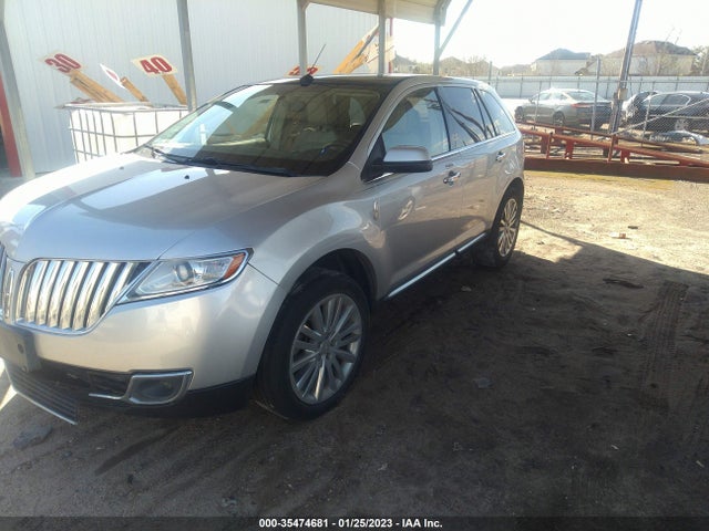 Lincoln MKX 2011 2LMDJ6JK0BBJ29990 Image 2