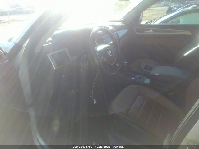 1V2NR2CA1JC524946 Volkswagen Atlas 3.6l V6 Sel Premium
