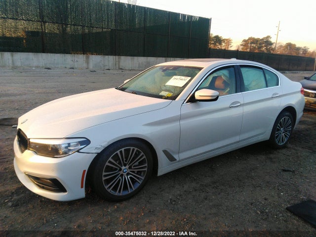 2018 BMW 5 Series, VIN: WBAJE7C54JWC55142