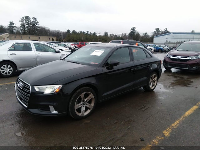 Audi A3 Sedan Premium 2017 WAUAUHFF1H1034650 Image 2