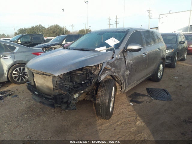 KIA Sorento 2017 5XYPG4A30HG220190 Image 2