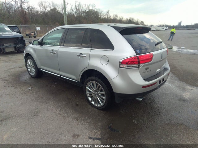 Lincoln MKX 2013 2LMDJ6JK5DBL21263 Image 3
