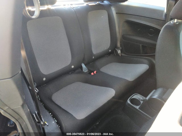 2019 Volkswagen Beetle, VIN: 3VWFD7AT5KM711240