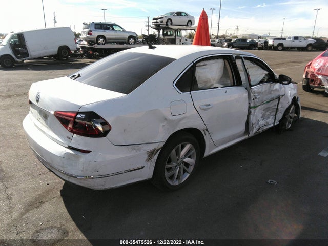 2018 Volkswagen Passat, VIN: 1VWBA7A32JC001915
