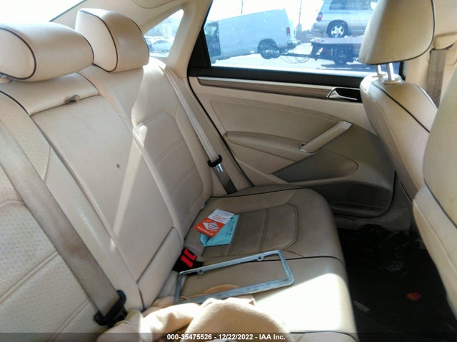 2018 Volkswagen Passat, VIN: 1VWBA7A32JC001915