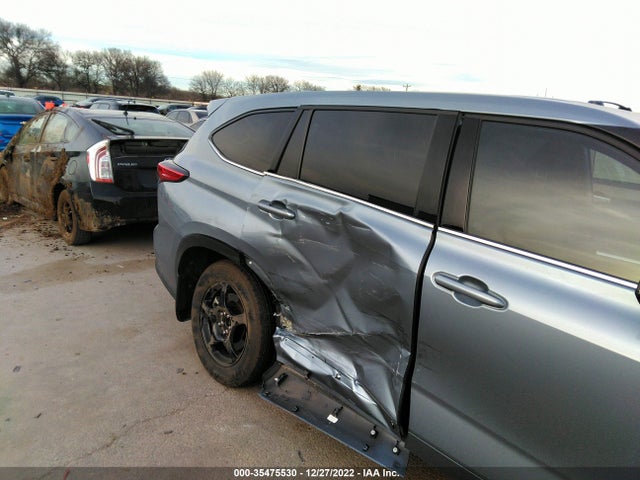 Toyota Highlander 2021 5TDZZRAH9MS032857 Image 8